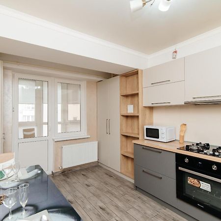Luxrent Lejlighed Chişinău Eksteriør billede