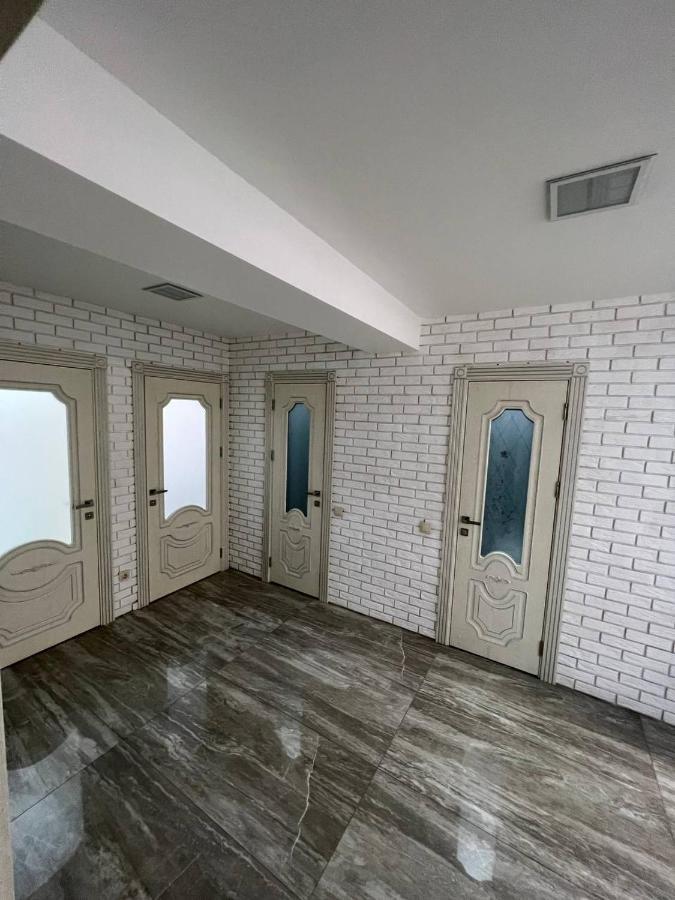 Luxrent Lejlighed Chişinău Eksteriør billede