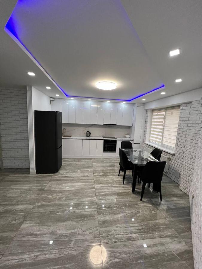 Luxrent Lejlighed Chişinău Eksteriør billede